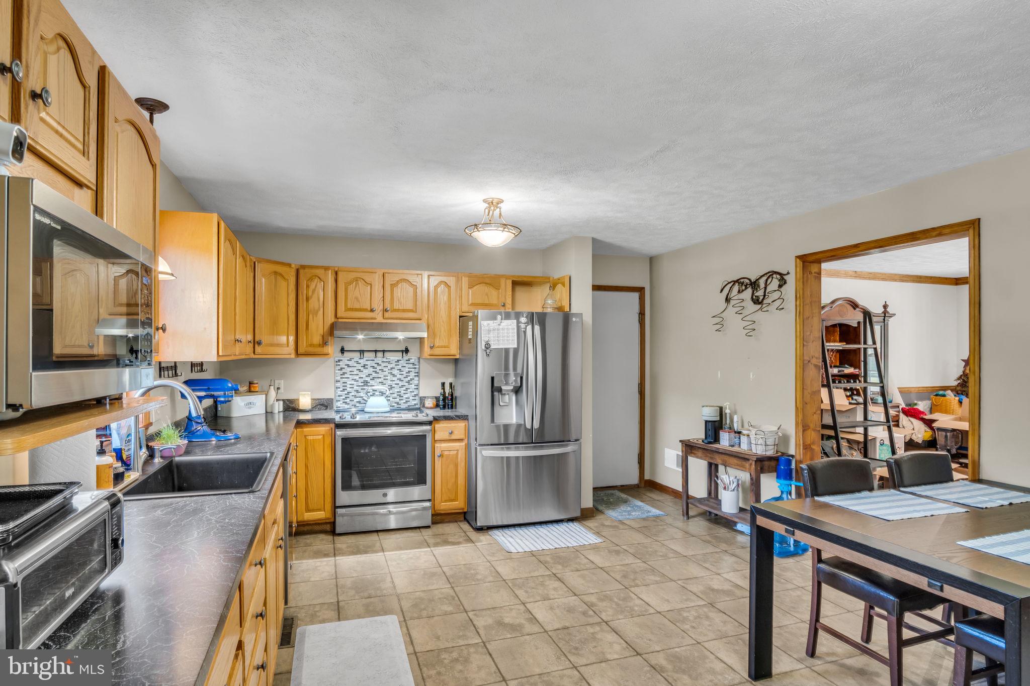 310 Greenbriar Road Elliottsburg, PA 17024 - Photo 3 of 36