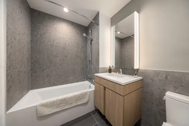 $5,010 | 89 DeKalb Avenue, Unit 7E | Downtown Brooklyn