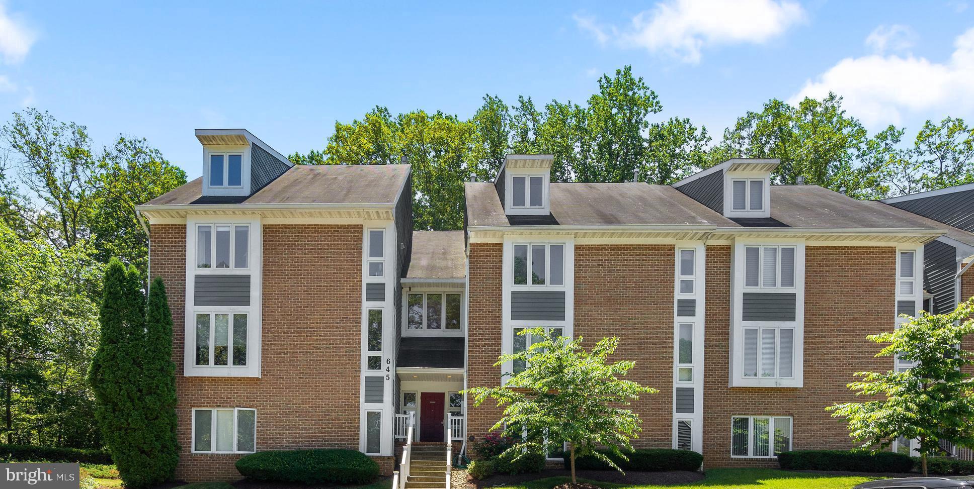 645 Oakland Hills Drive, Unit 1B Arnold, MD 21012 - Photo 1 of 30 Welcome to 645 Oakland Hills in Arnold!
