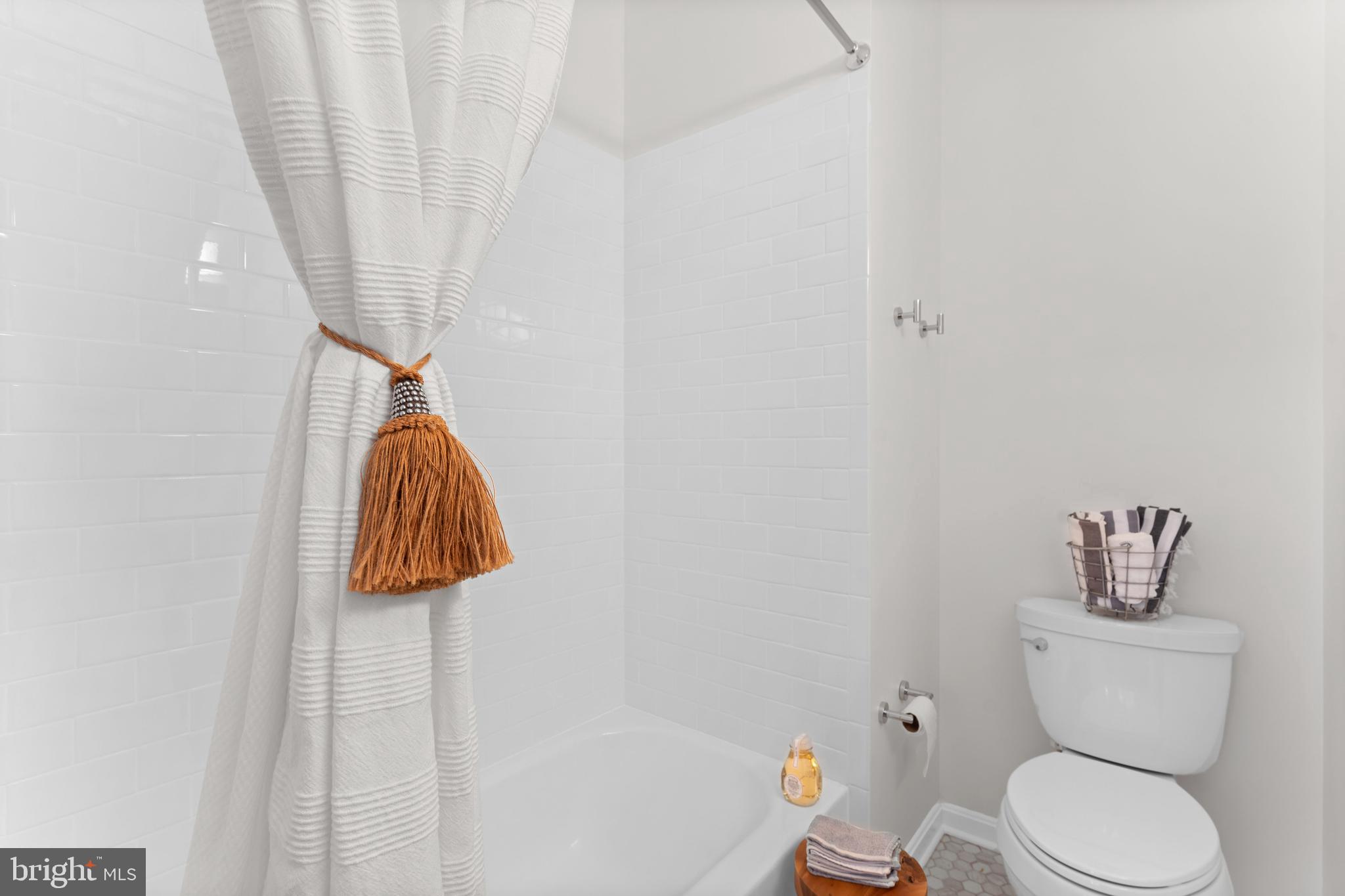 645 Oakland Hills Drive, Unit 1B Arnold, MD 21012 - Photo 17 of 30