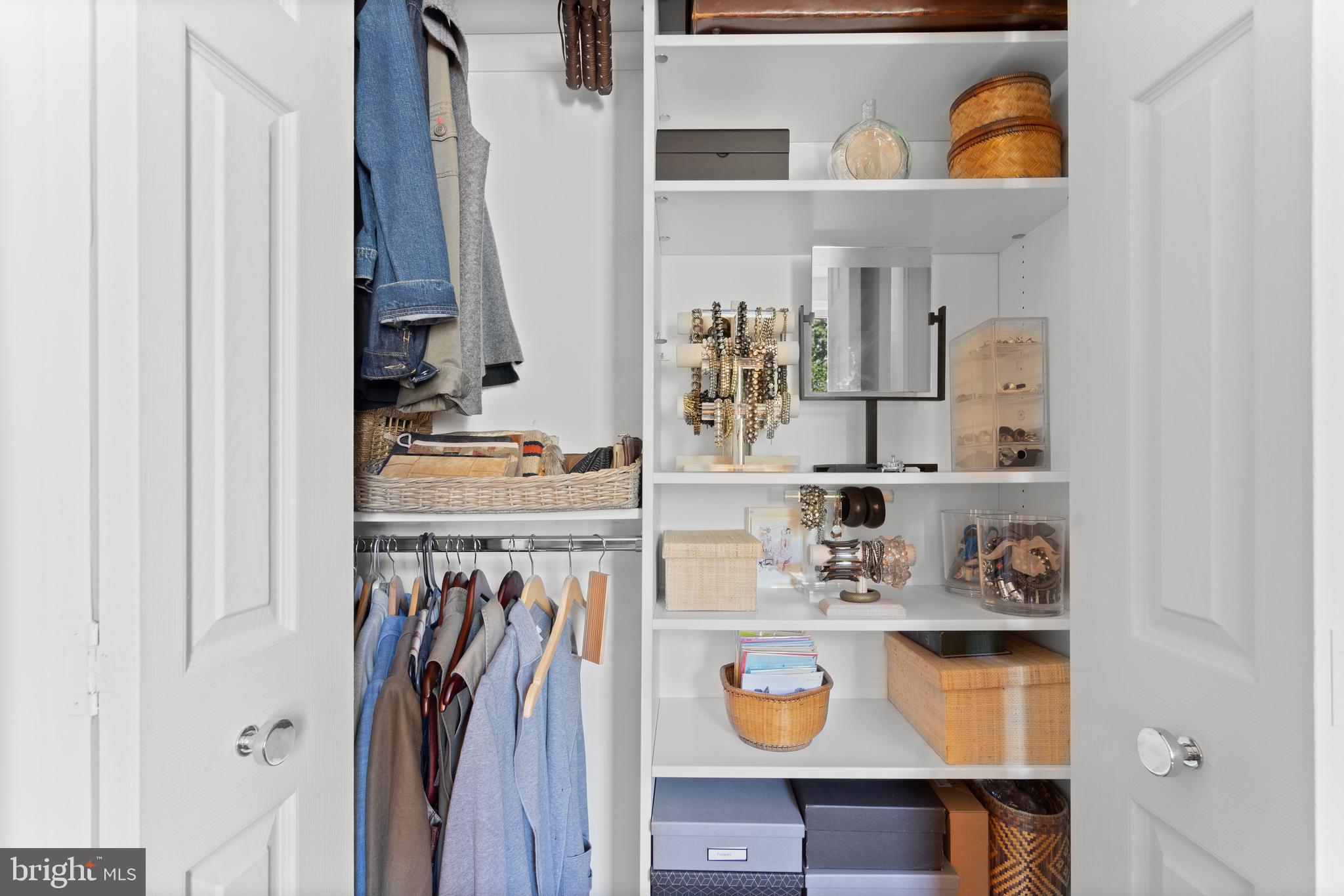 645 Oakland Hills Drive, Unit 1B Arnold, MD 21012 - Photo 20 of 30 Custom closet in bedroom 2