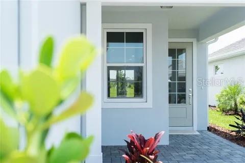 8113 Sternway Road Sarasota, FL 34240 - Photo 2 of 34 Gallery Image 2