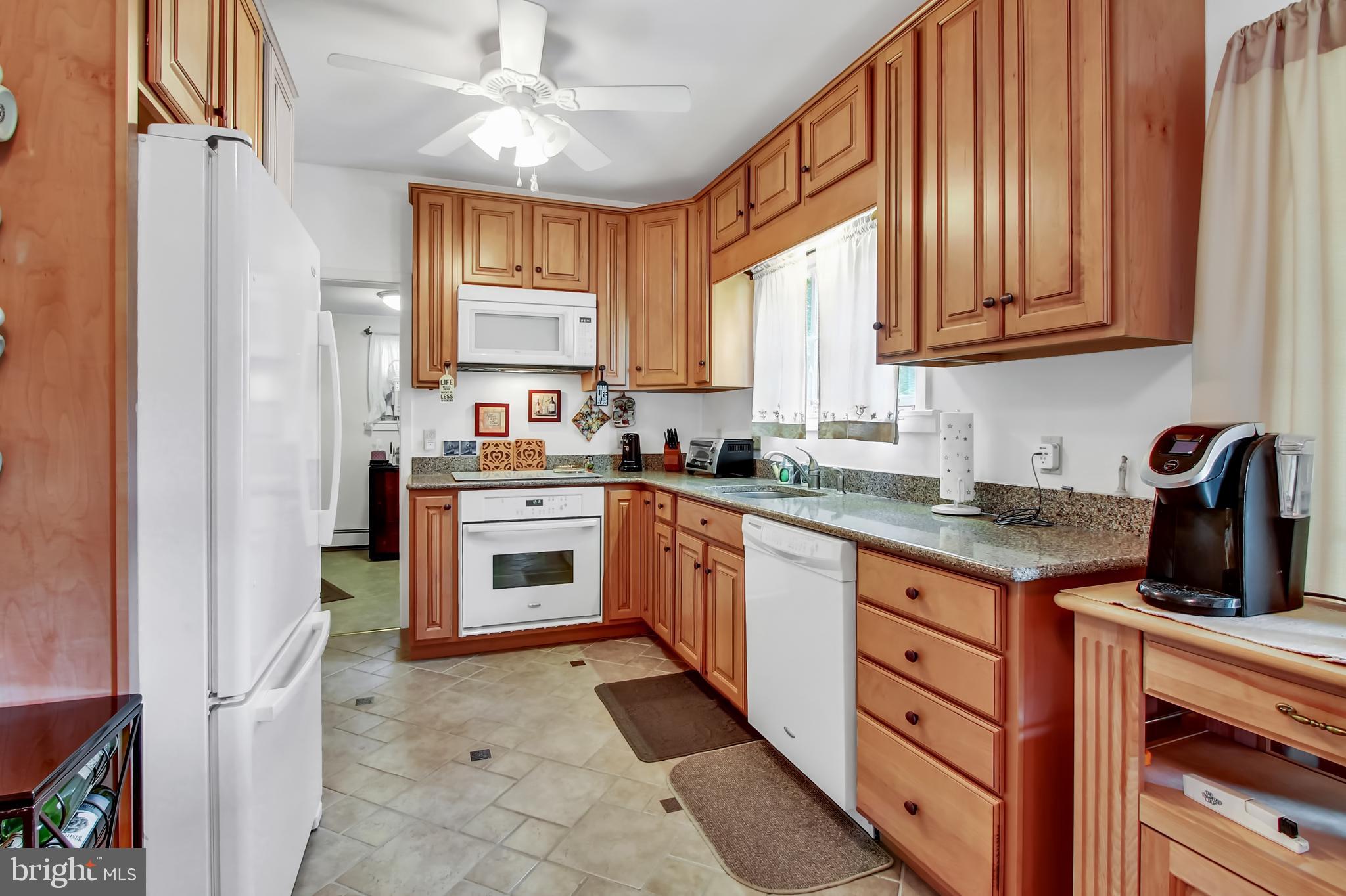 1700 Friedensburg Road Reading, PA 19606 - Photo 12 of 37 Kitchen