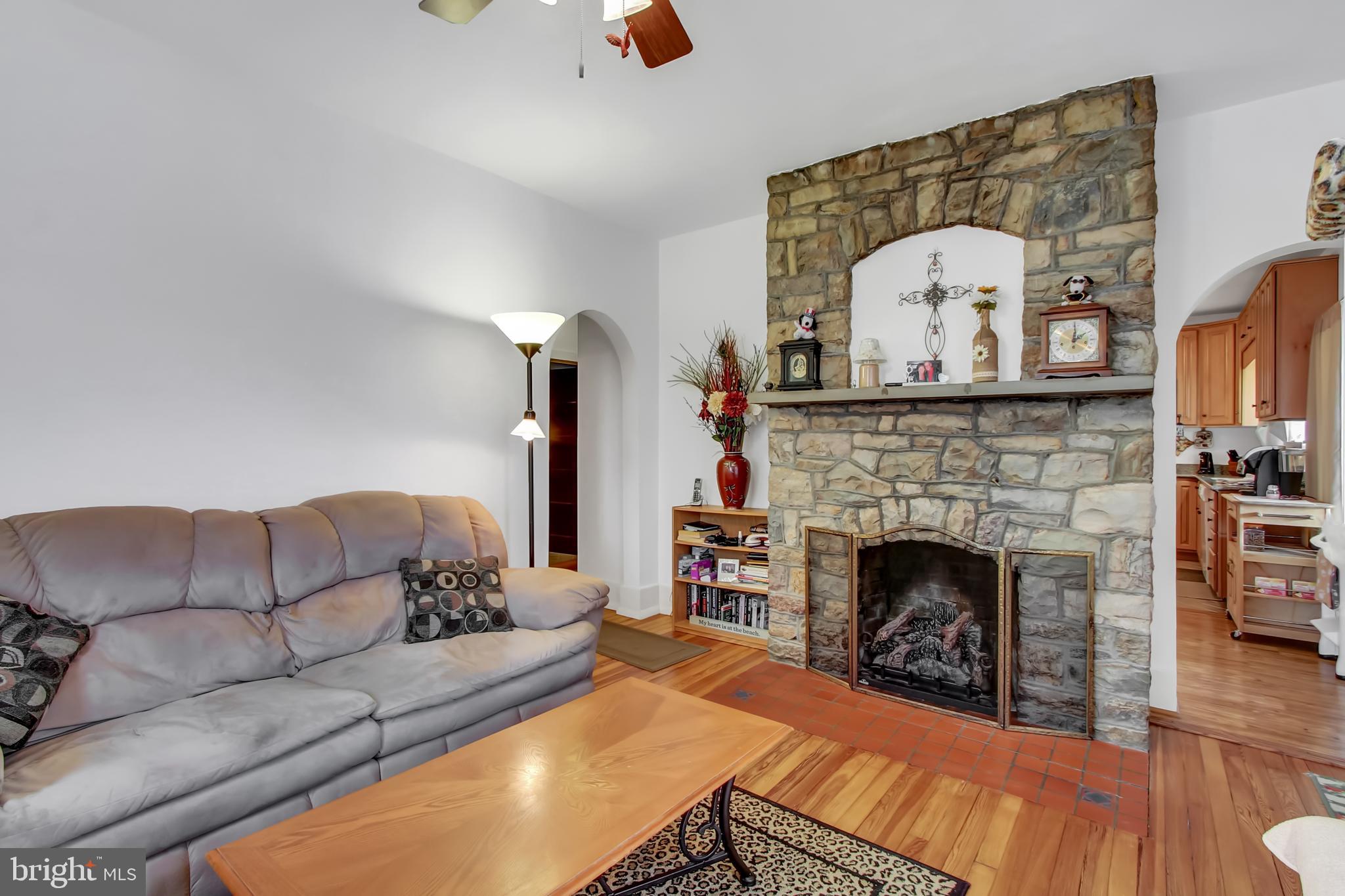 1700 Friedensburg Road Reading, PA 19606 - Photo 14 of 37 Living room - fireplace