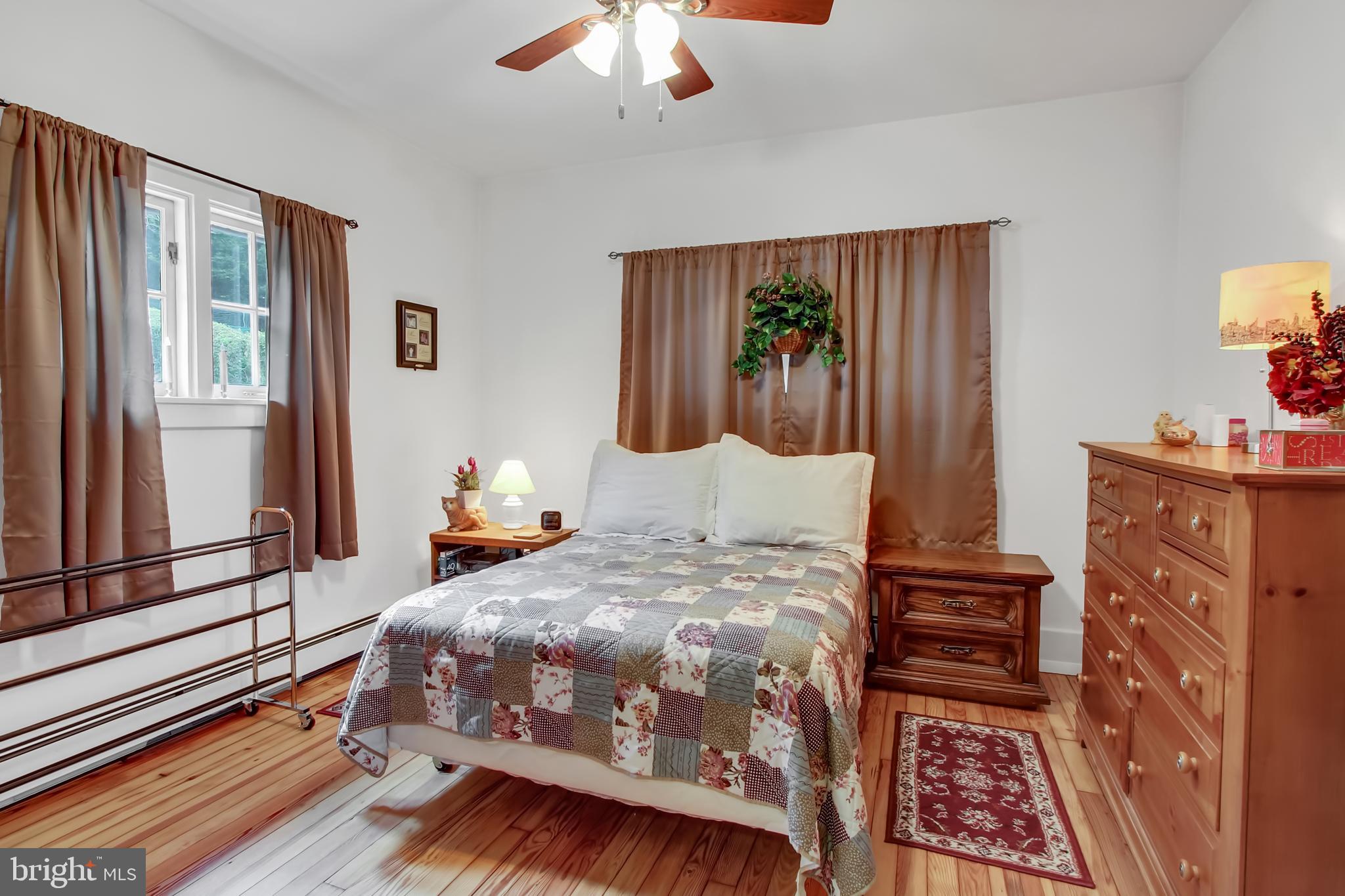 1700 Friedensburg Road Reading, PA 19606 - Photo 22 of 37 2nd Bedroom