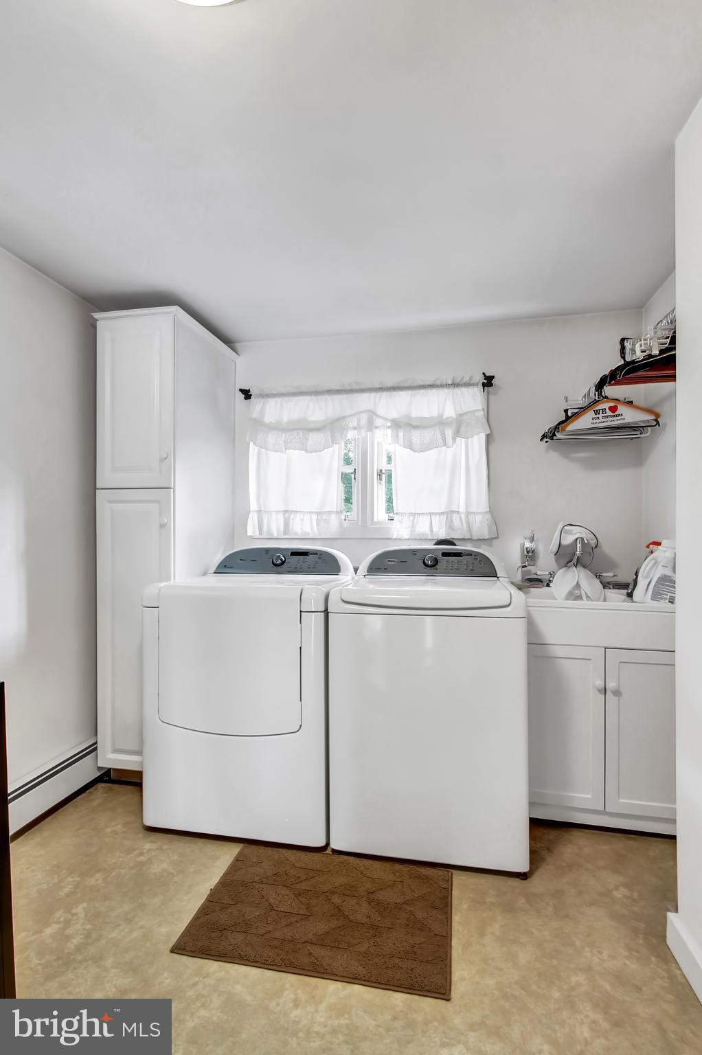 1700 Friedensburg Road Reading, PA 19606 - Photo 24 of 37 Laundry room