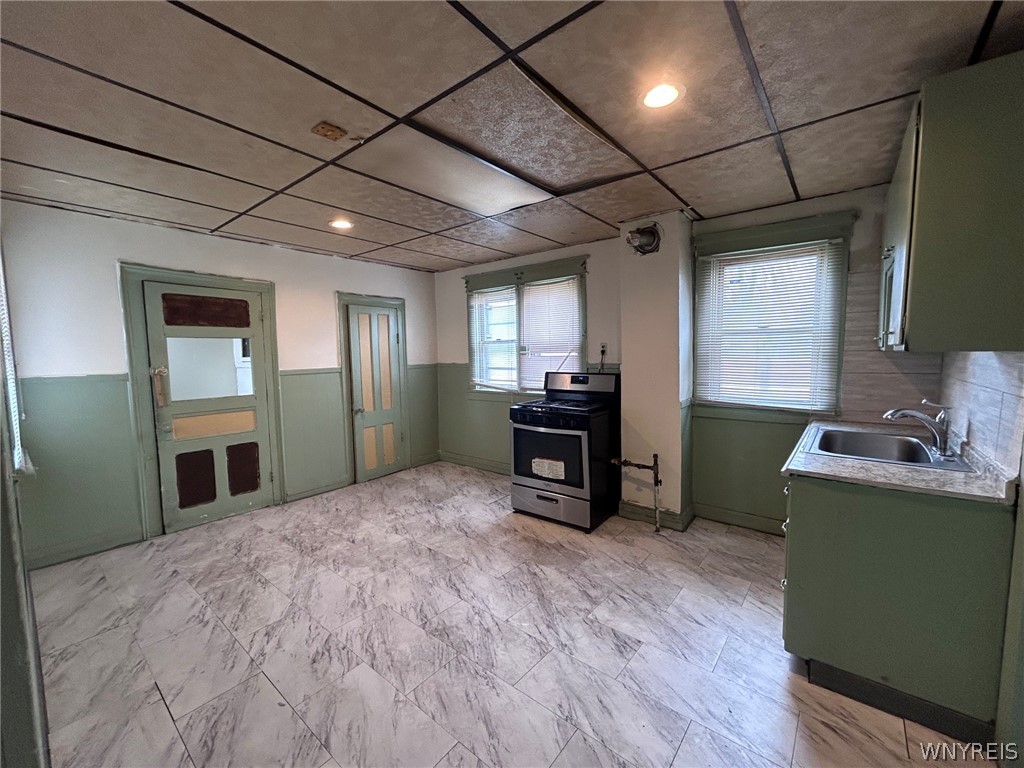 528 Fulton Street Buffalo, NY 14210 - Photo 9 of 13