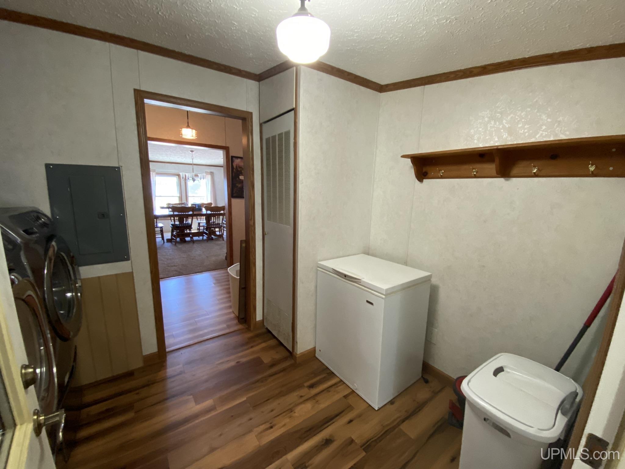 3319 North Gulliver Lake Road Gulliver, MI 49840 - Photo 10 of 62