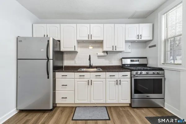 $1,700 | 28 Garden Drive, Unit J, Manchester, CT 06040