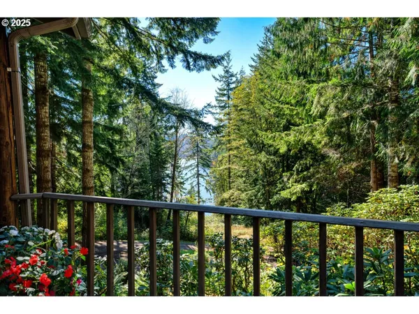 $587,000 | 6651 Twin Fawn Drive, Florence, OR 97439