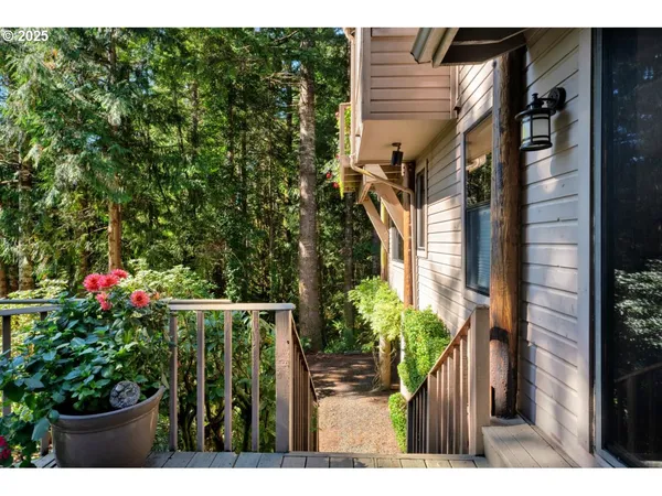 $587,000 | 6651 Twin Fawn Drive, Florence, OR 97439