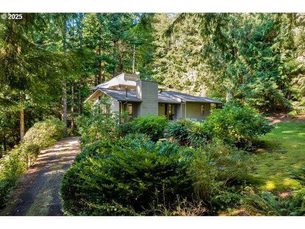 $587,000 | 6651 Twin Fawn Drive, Florence, OR 97439