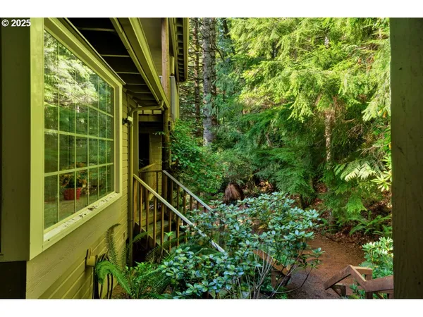 $587,000 | 6651 Twin Fawn Drive, Florence, OR 97439