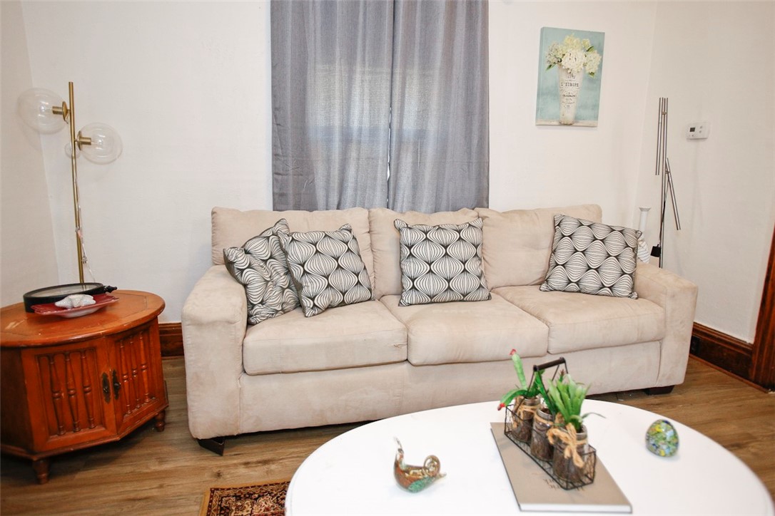 317 Rosewood Terrace Rochester, NY 14609 - Photo 13 of 42