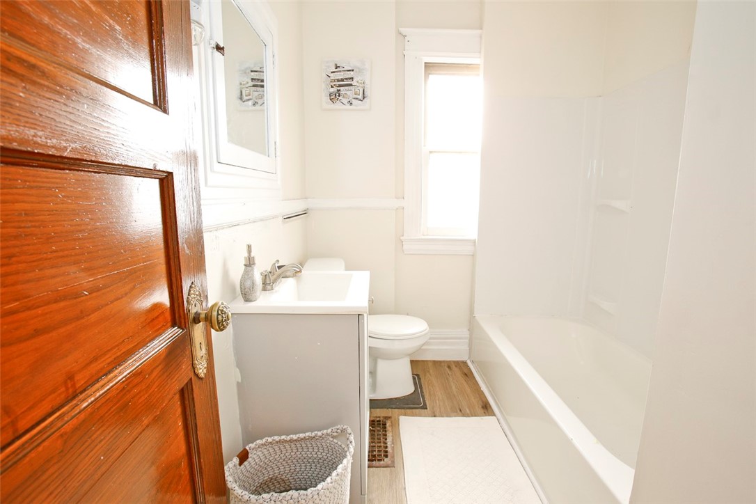 317 Rosewood Terrace Rochester, NY 14609 - Photo 30 of 42