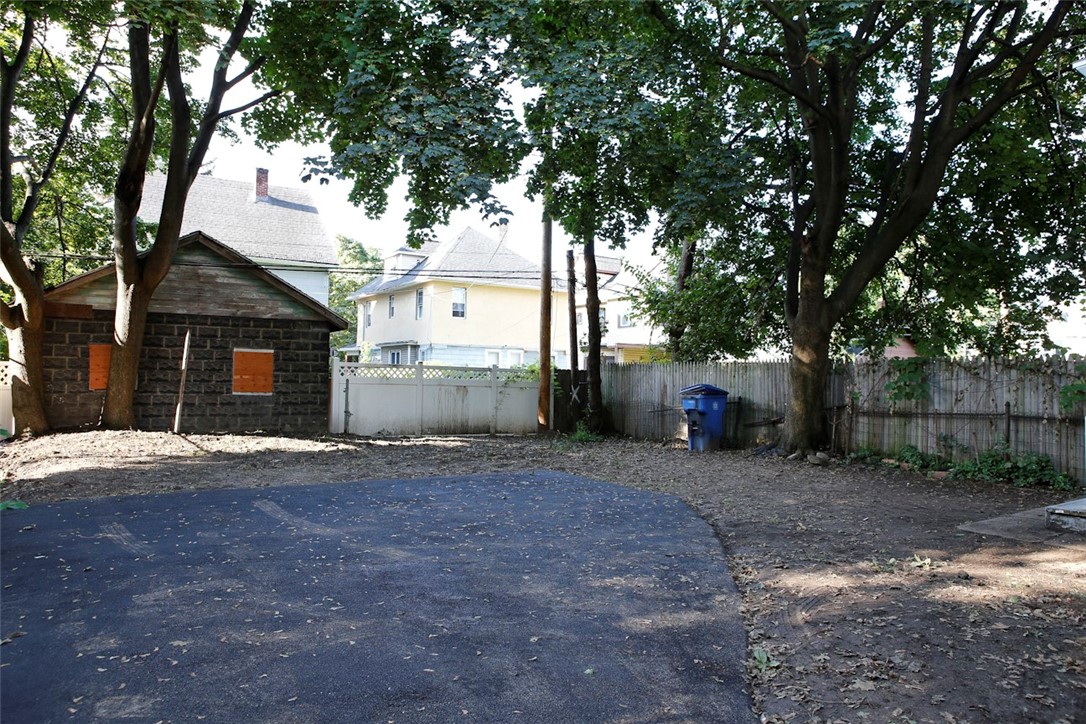 317 Rosewood Terrace Rochester, NY 14609 - Photo 41 of 42