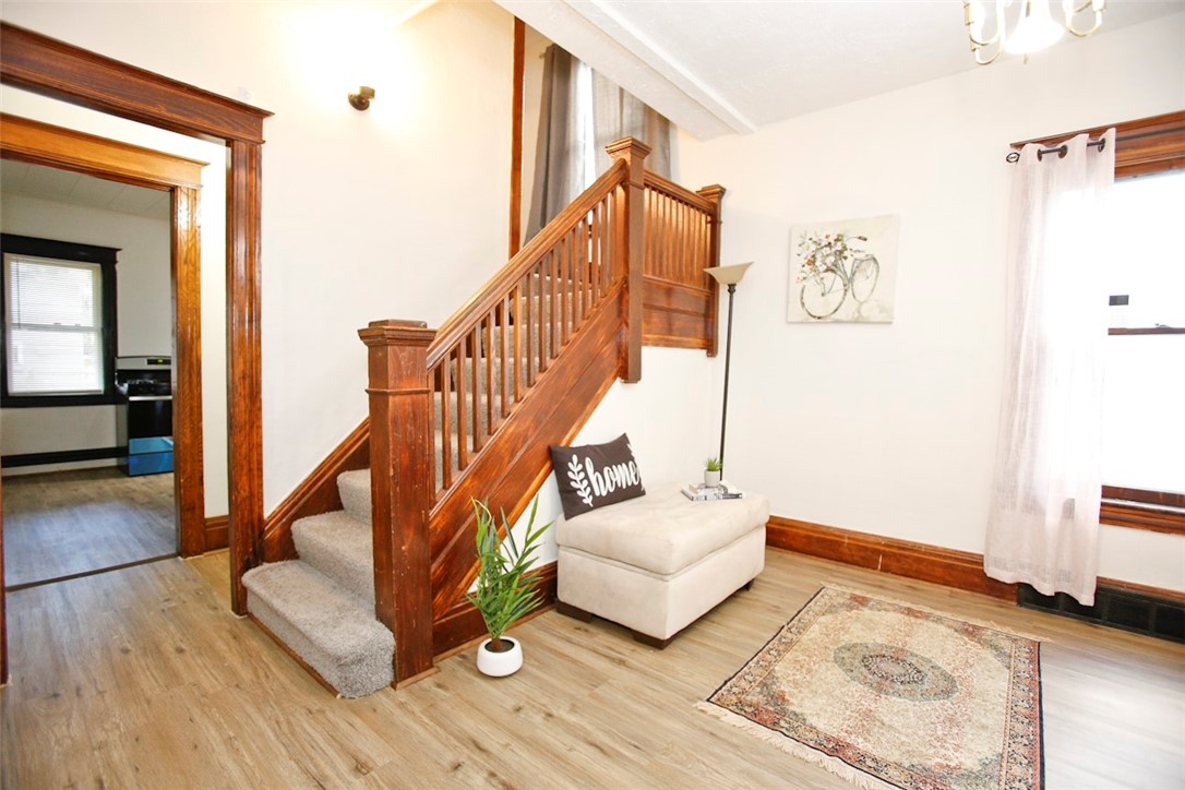 317 Rosewood Terrace Rochester, NY 14609 - Photo 10 of 42