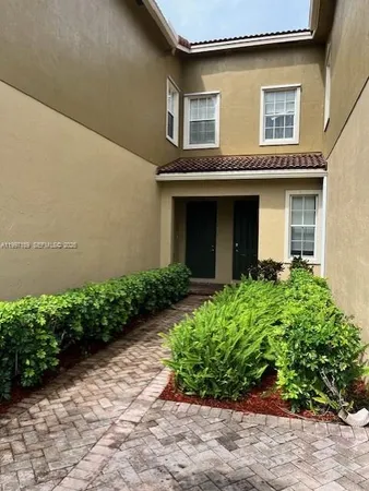 $3,000 | 5762 Hampton, Unit 5762, Fort Lauderdale, FL 33321