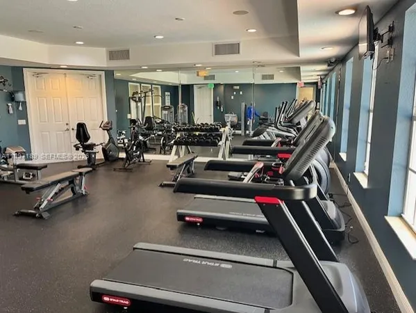 $3,000 | 5762 Hampton, Unit 5762, Fort Lauderdale, FL 33321