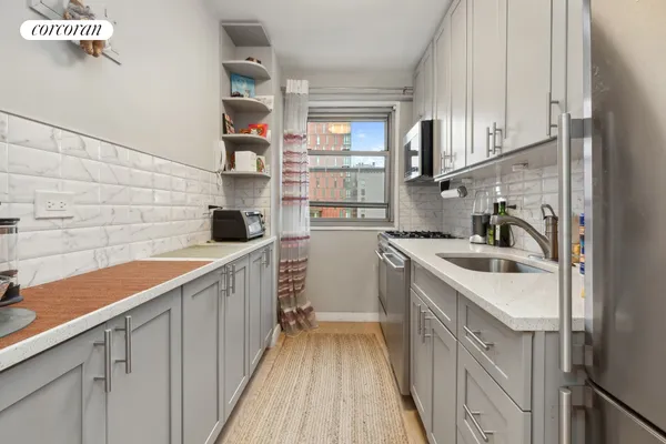 $595,000 | 195 Adams Street, Unit 11F | Downtown Brooklyn
