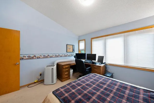 $380,000 | 10695 53rd Avenue North, Plymouth, MN 55442