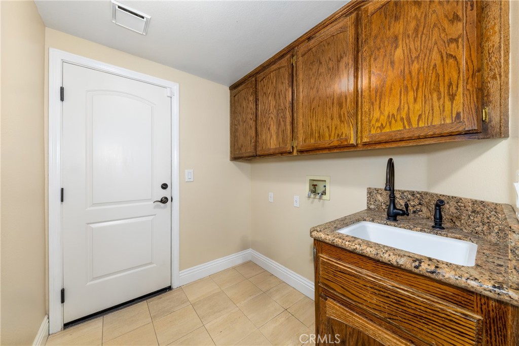 7007 Golden Vale Drive Riverside, CA 92506 - Photo 34 of 72