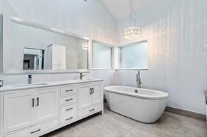 10834 Sea Cliff Circle, Unit 10834 Boca Raton, FL 33498 - Photo 4 of 5