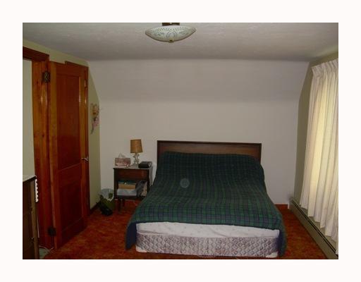 203 West Sunbury Road Butler, PA 16001 - Photo 5 of 8 2nd Floor Plan. Oversize bedroom. Plenty of room.....!