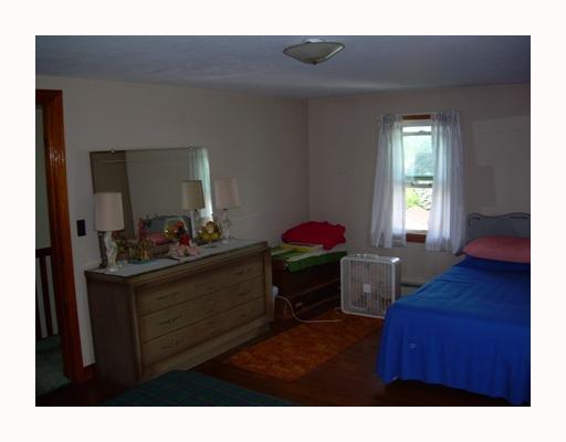 203 West Sunbury Road Butler, PA 16001 - Photo 8 of 8 2nd Floor Plan. Room large enough for two full size beds.