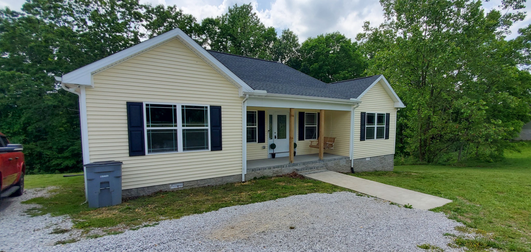1676 Holland Road Lafayette, TN 37083 - Photo 3 of 26