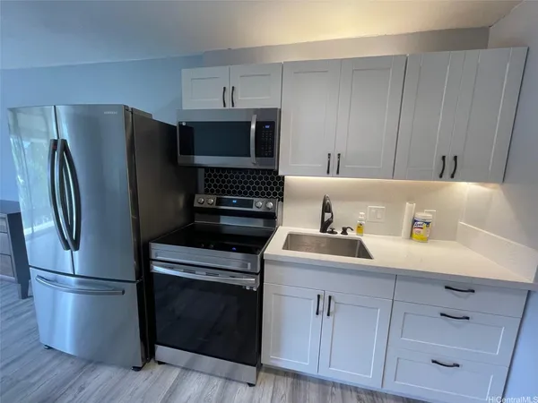 $1,750 | 1511 Nuuanu Avenue, Unit 232, Honolulu, HI 96817