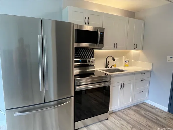 $1,750 | 1511 Nuuanu Avenue, Unit 232, Honolulu, HI 96817