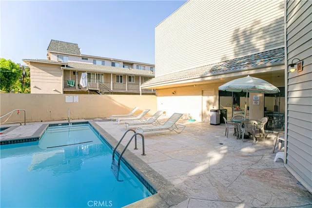 $3,650 | 1236 North Columbus Avenue, Unit 37, Glendale, CA 91202