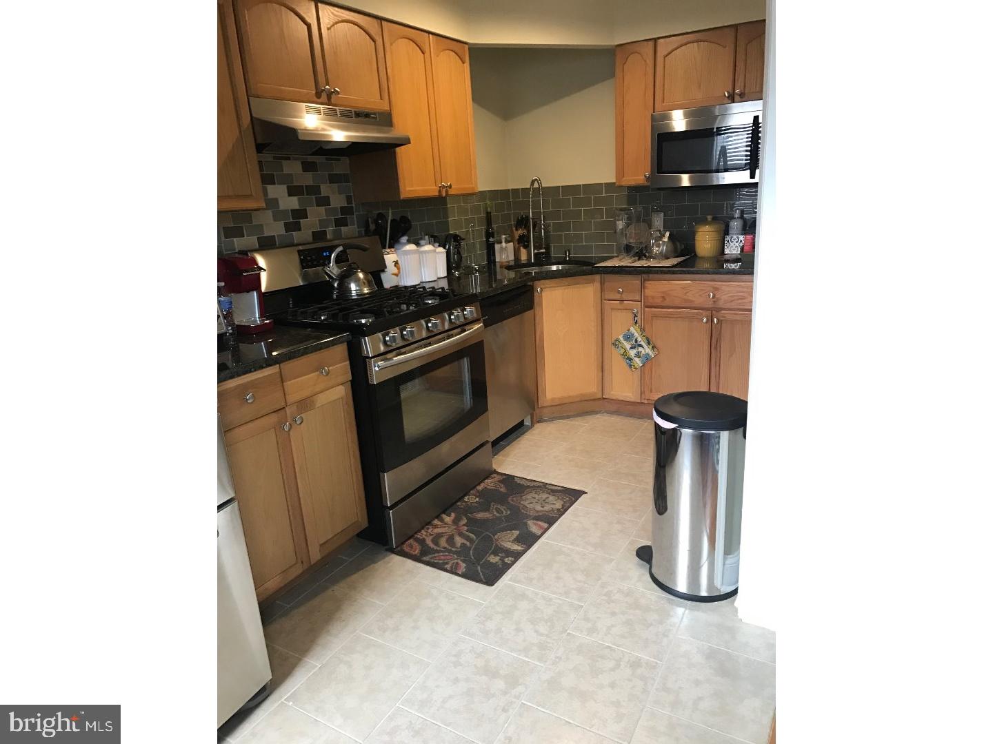 1827 Pennington Road Philadelphia, PA 19151 - Photo 3 of 10 Kitchen