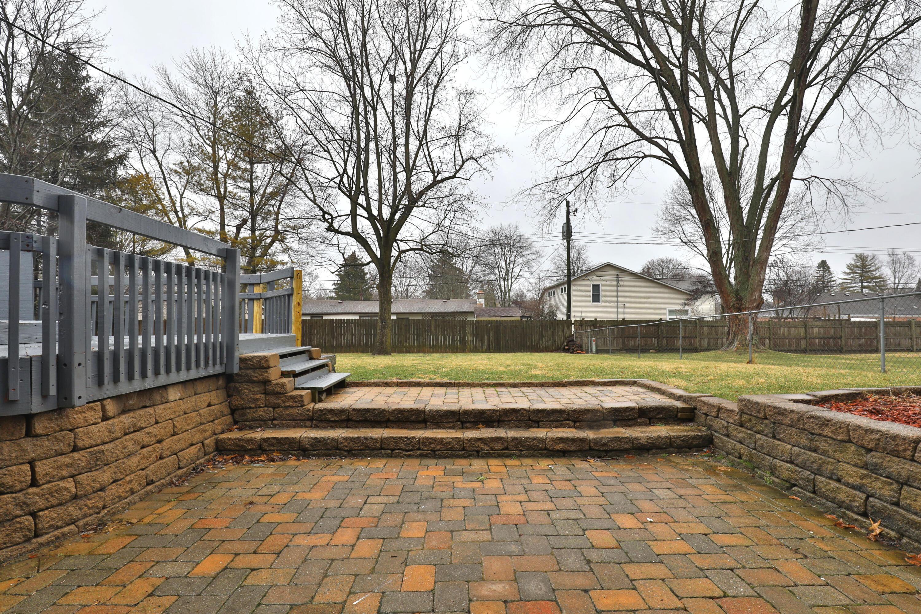 5784 Linworth Road Columbus, OH 43235 - Photo 38 of 44 5784-Linworth-39