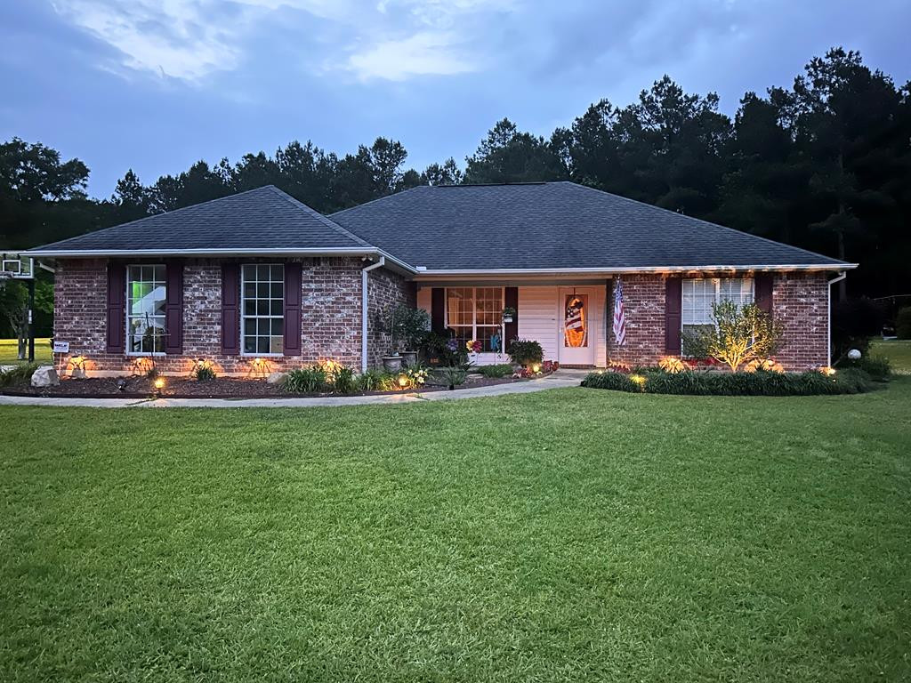 1039 8 Point Drive Summit, MS 39666 - Photo 1 of 43 Main View