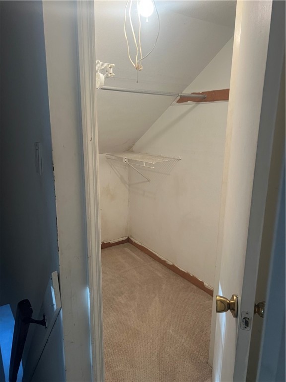 1825 Quaker Street Northbridge, MA 01534 - Photo 21 of 26