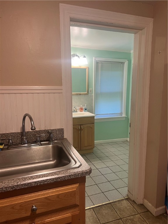 1825 Quaker Street Northbridge, MA 01534 - Photo 8 of 26