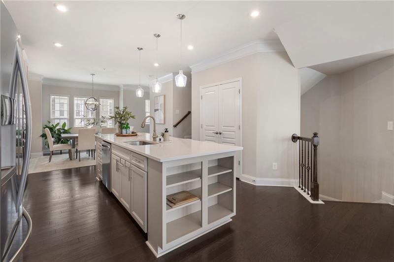 617 Hanlon Way Alpharetta, GA 30009 - Photo 5 of 41