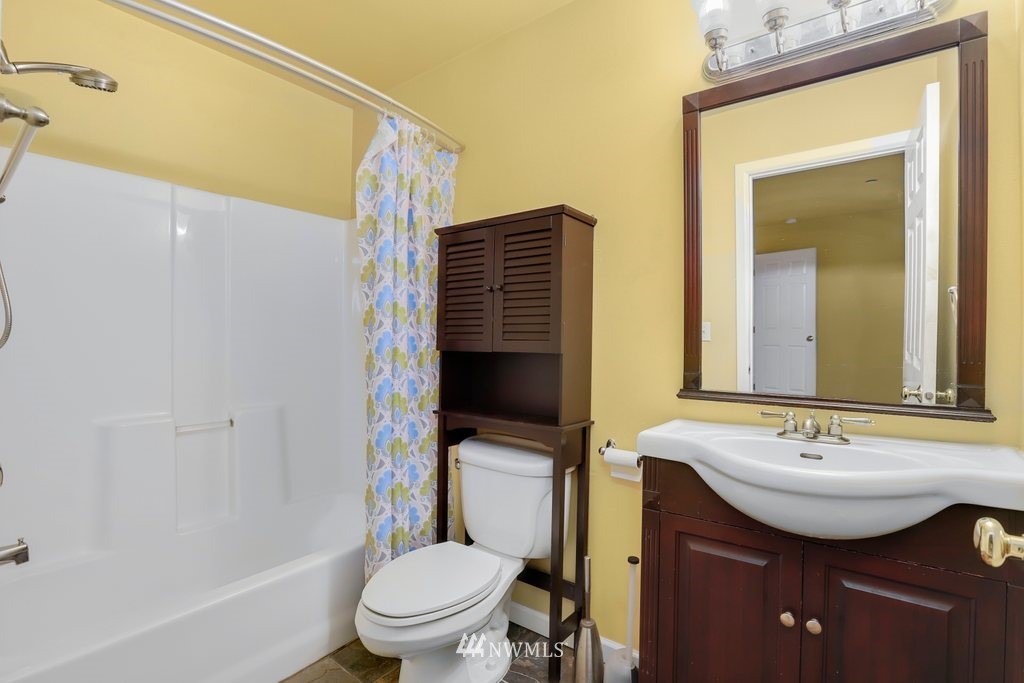 1532 228th Street Southeast, Unit A Bothell, WA 98021 - Photo 12 of 24