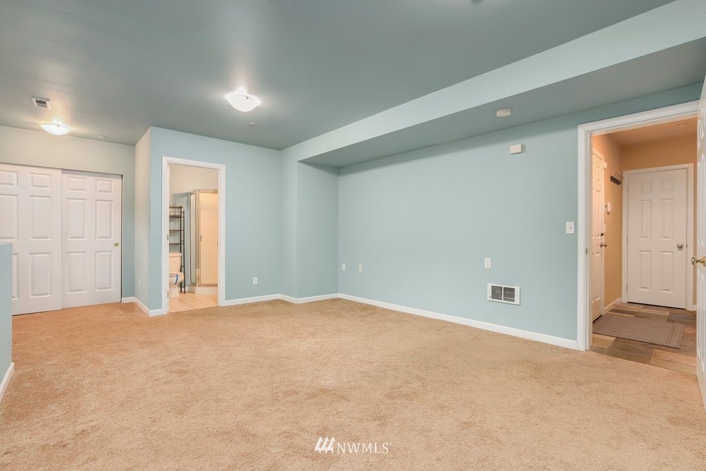 1532 228th Street Southeast, Unit A Bothell, WA 98021 - Photo 17 of 24