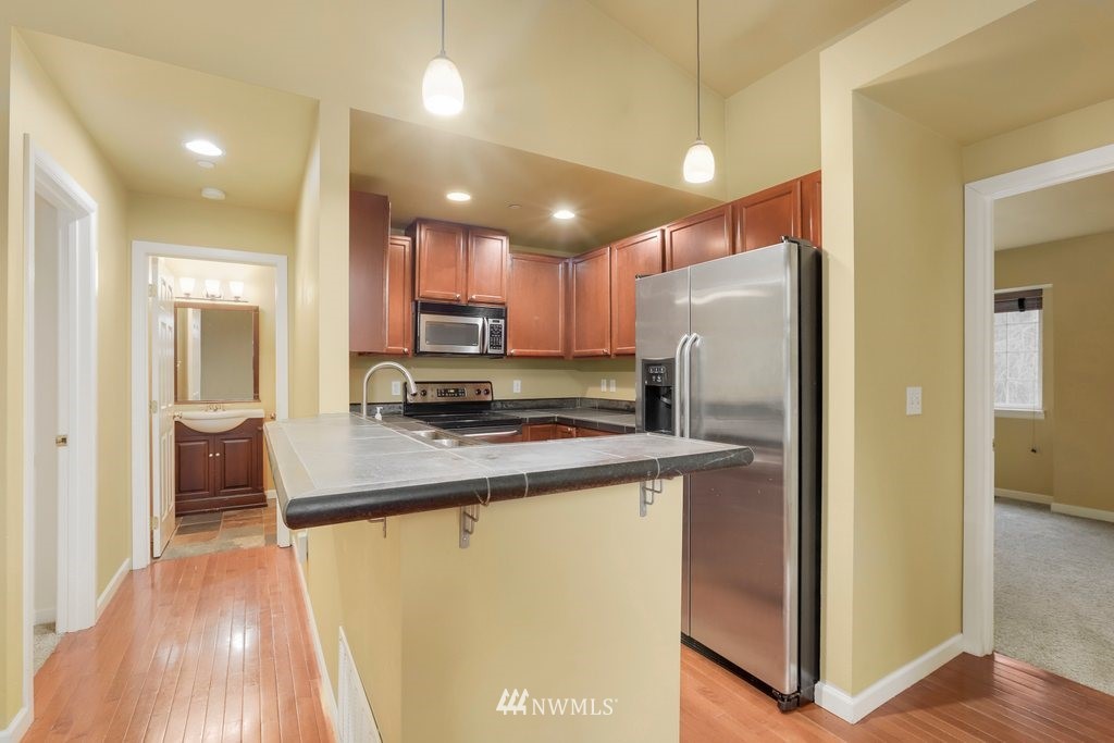1532 228th Street Southeast, Unit A Bothell, WA 98021 - Photo 4 of 24
