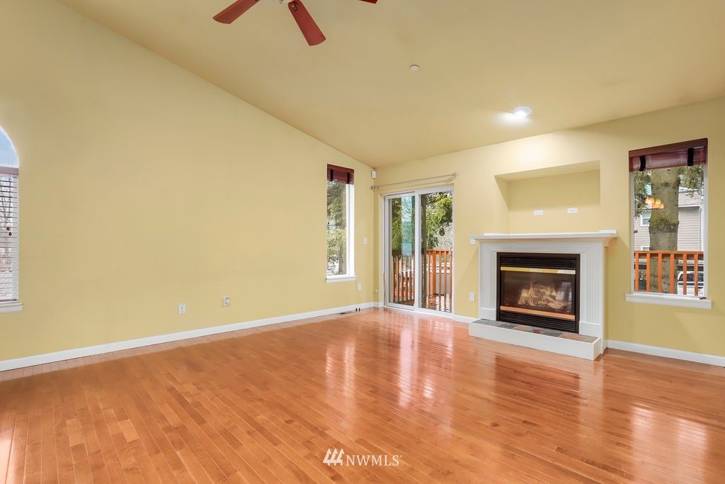 1532 228th Street Southeast, Unit A Bothell, WA 98021 - Photo 10 of 24