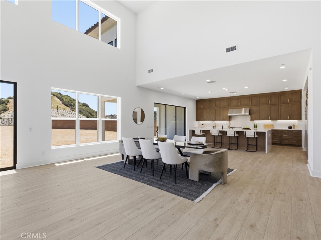 12010 Northstar Lane Porter Ranch, CA 91326 - Photo 5 of 49 Dining Room: Fernwood - The Ridge Collection at Bella Vista - Photo of another Fernwood - Not actual home for sale - Homesite 79 is still under construction