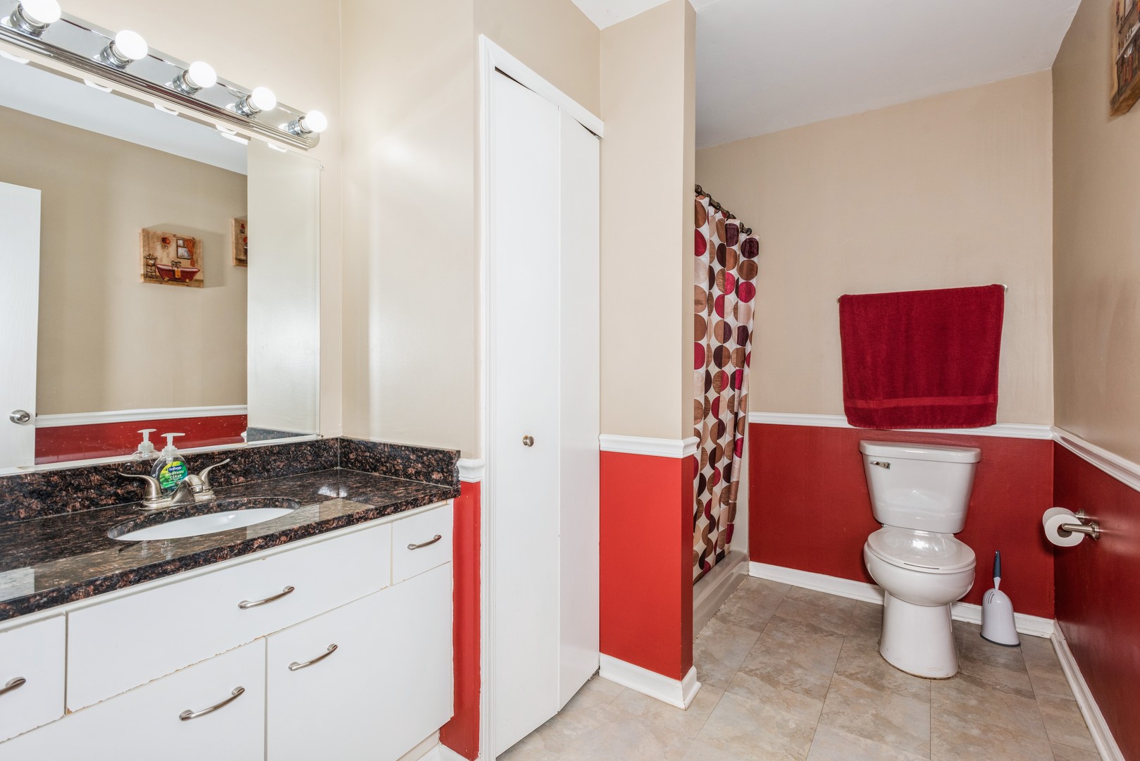 810 Spruce Drive Streamwood, IL 60107 - Photo 3 of 13