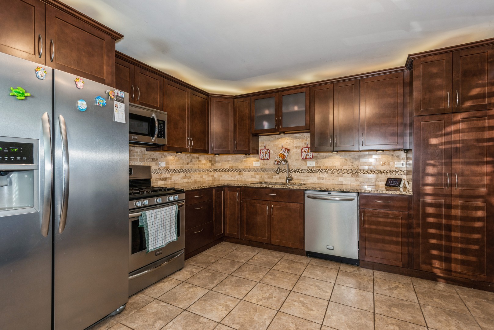 810 Spruce Drive Streamwood, IL 60107 - Photo 8 of 13