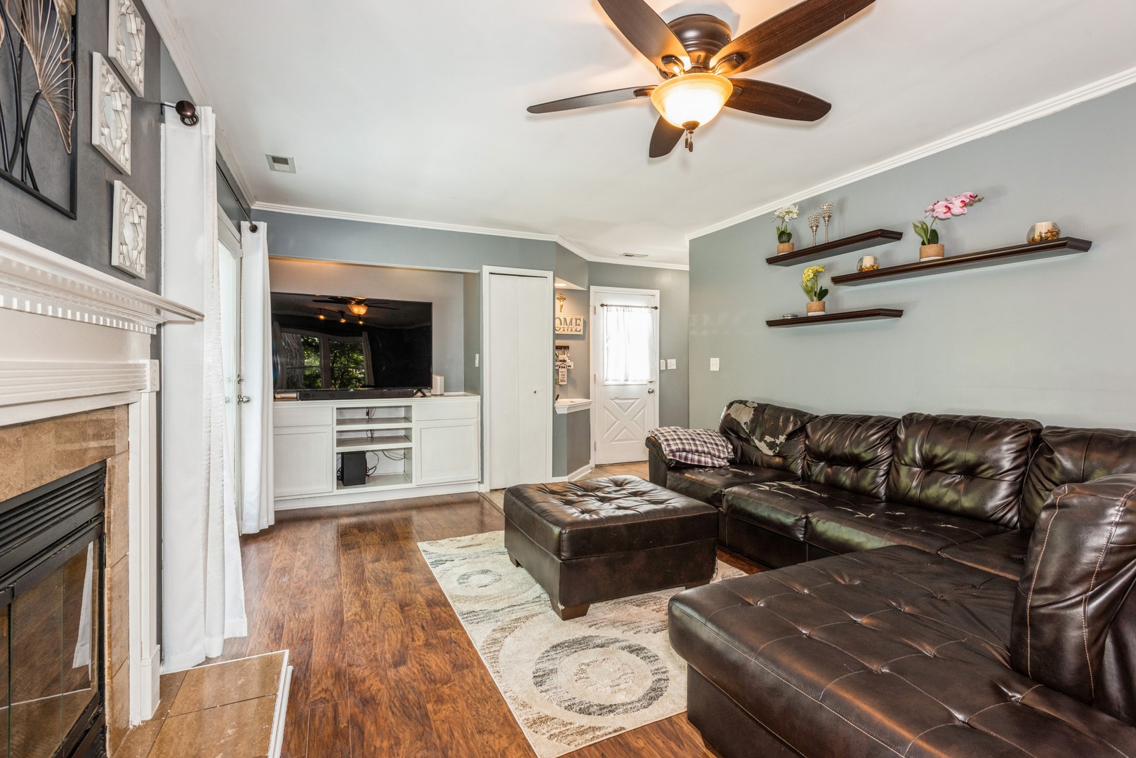 810 Spruce Drive Streamwood, IL 60107 - Photo 10 of 13