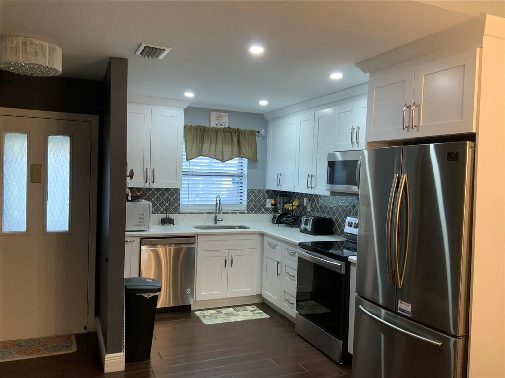 697 Banks Road, Unit 697 Margate, FL 33063 - Photo 7 of 27 Photo 7