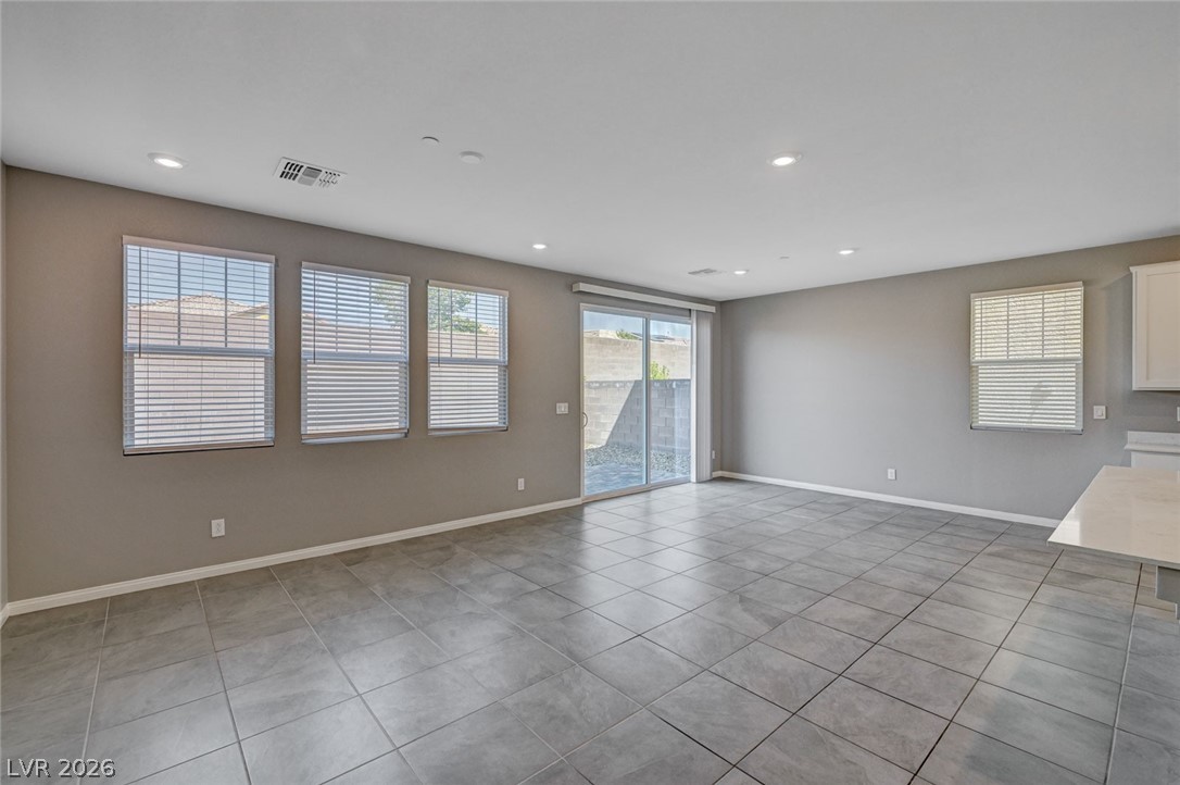 2570 Ofanto Street Henderson, NV 89044 - Photo 11 of 57