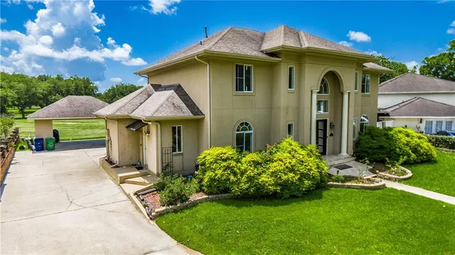 $4,500 | 701 Fairfield Avenue, Gretna, LA 70056